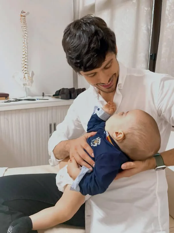 Consulta de quiroprática ou quiropraxia para bebés e crianças, lisboa e guarda